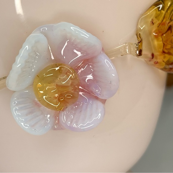 Victorian Stevens & Williams Cased Glass Overlay Vase w/ Applied Flower & Leaf - Picture 6 of 13